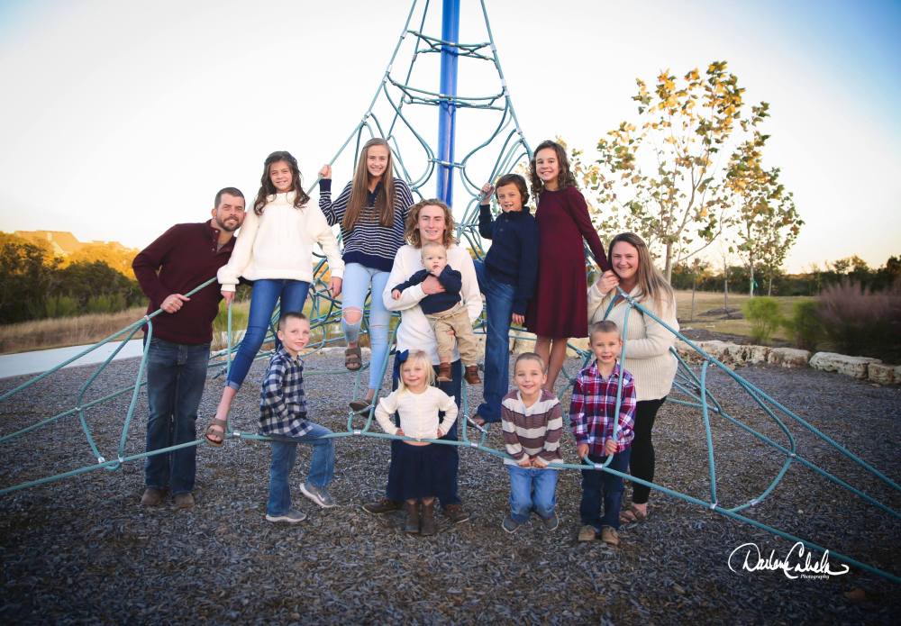 54730977_780209462349423_3330011607718690816_n-2